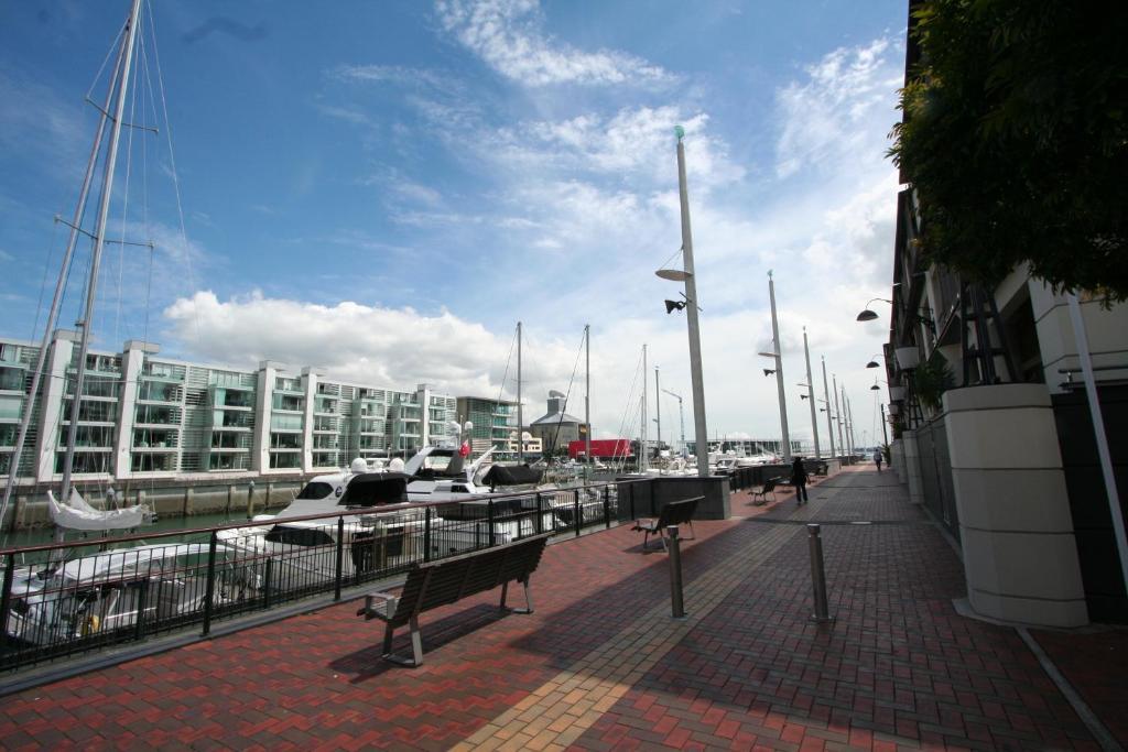 Latitude 37 Aparthotel Auckland Exterior photo