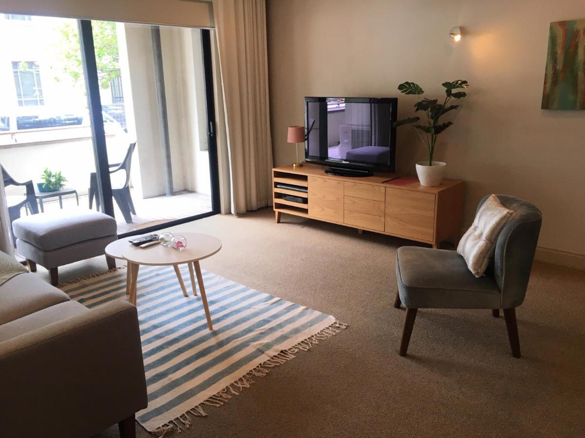 Latitude 37 Aparthotel Auckland Exterior photo