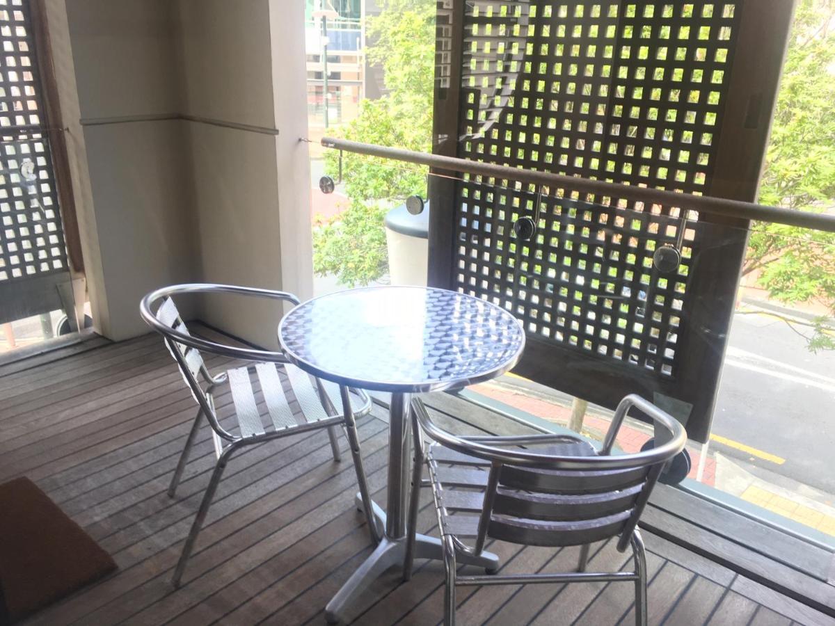 Latitude 37 Aparthotel Auckland Exterior photo